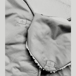   Háromszög alakú sál vízlepergető - wellsoft kombináció